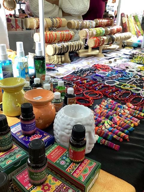 Pulseras y accesorios artesanales